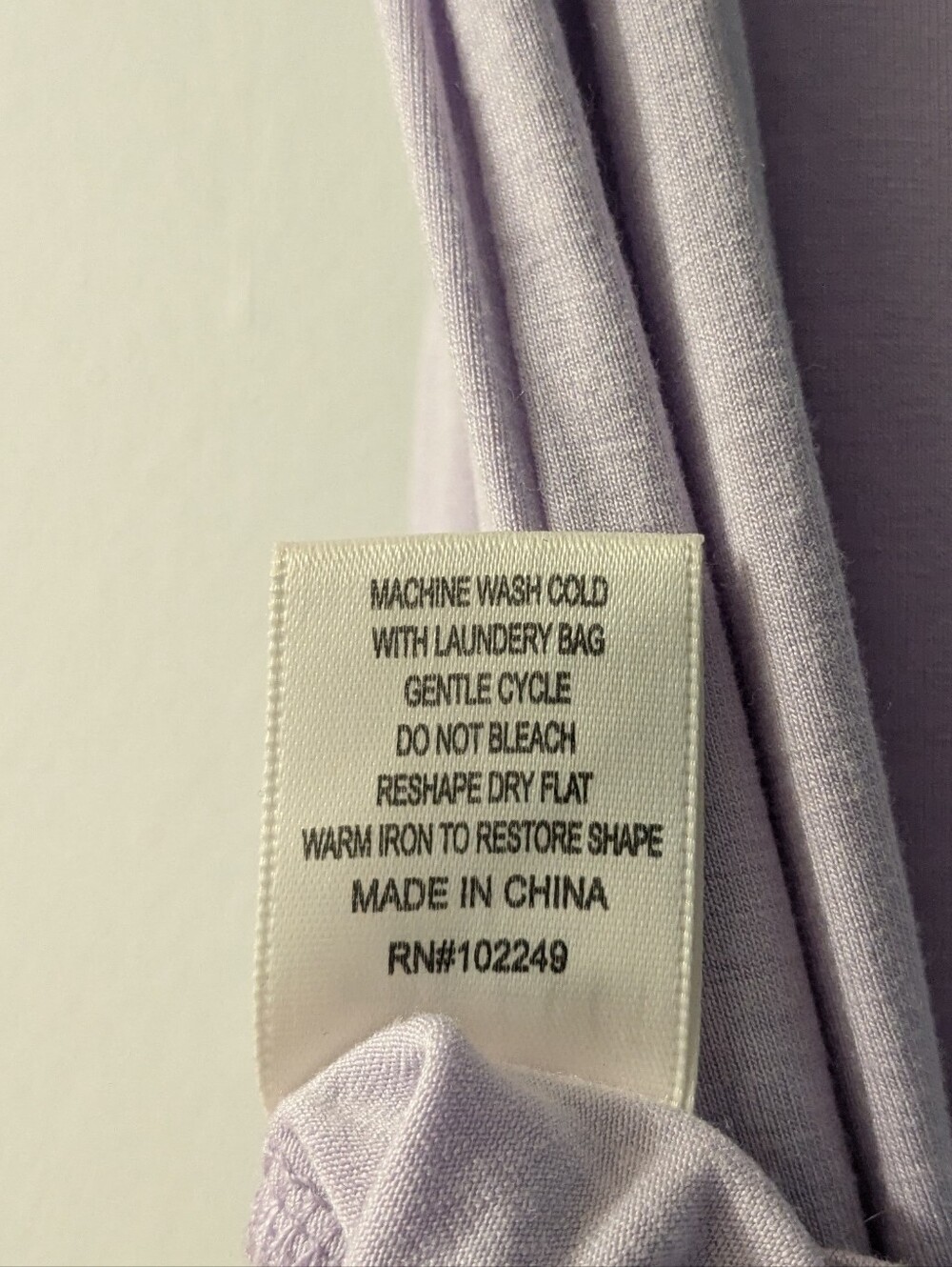 Sleeveless Lilac Blouse - Picture 6 of 6